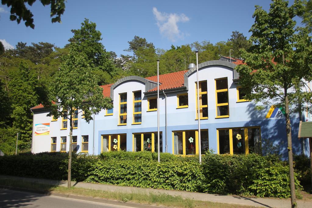 Djh Jugendherberge Waren - Muritz Eksteriør bilde